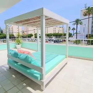 apartamentos-osiris.ibizaislandhotels.net/
